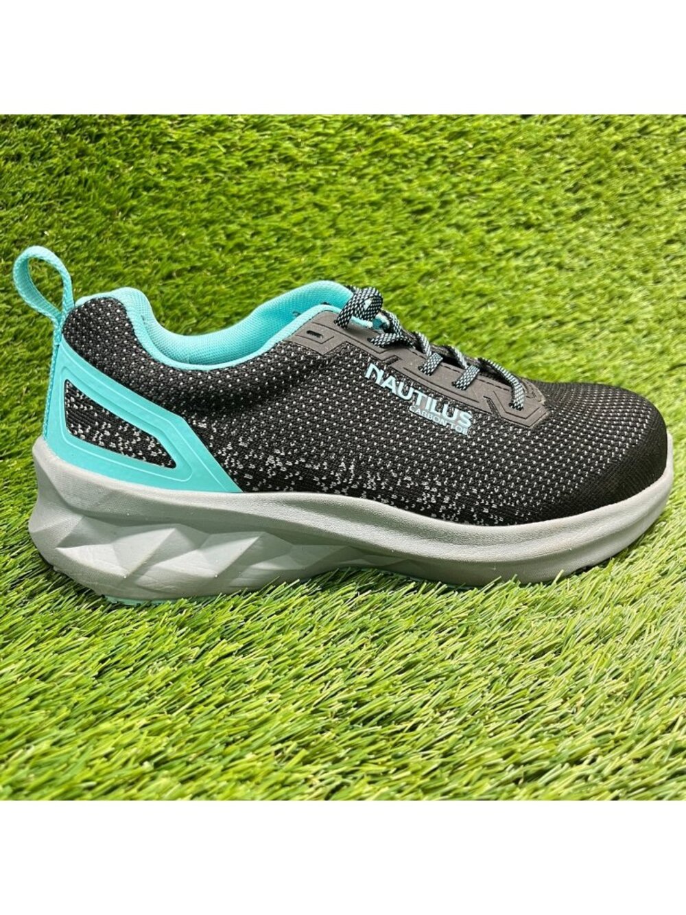 Nautilus Springwater Womens Size 8.5D Black Blue Composite Toe Safety Work Shoes